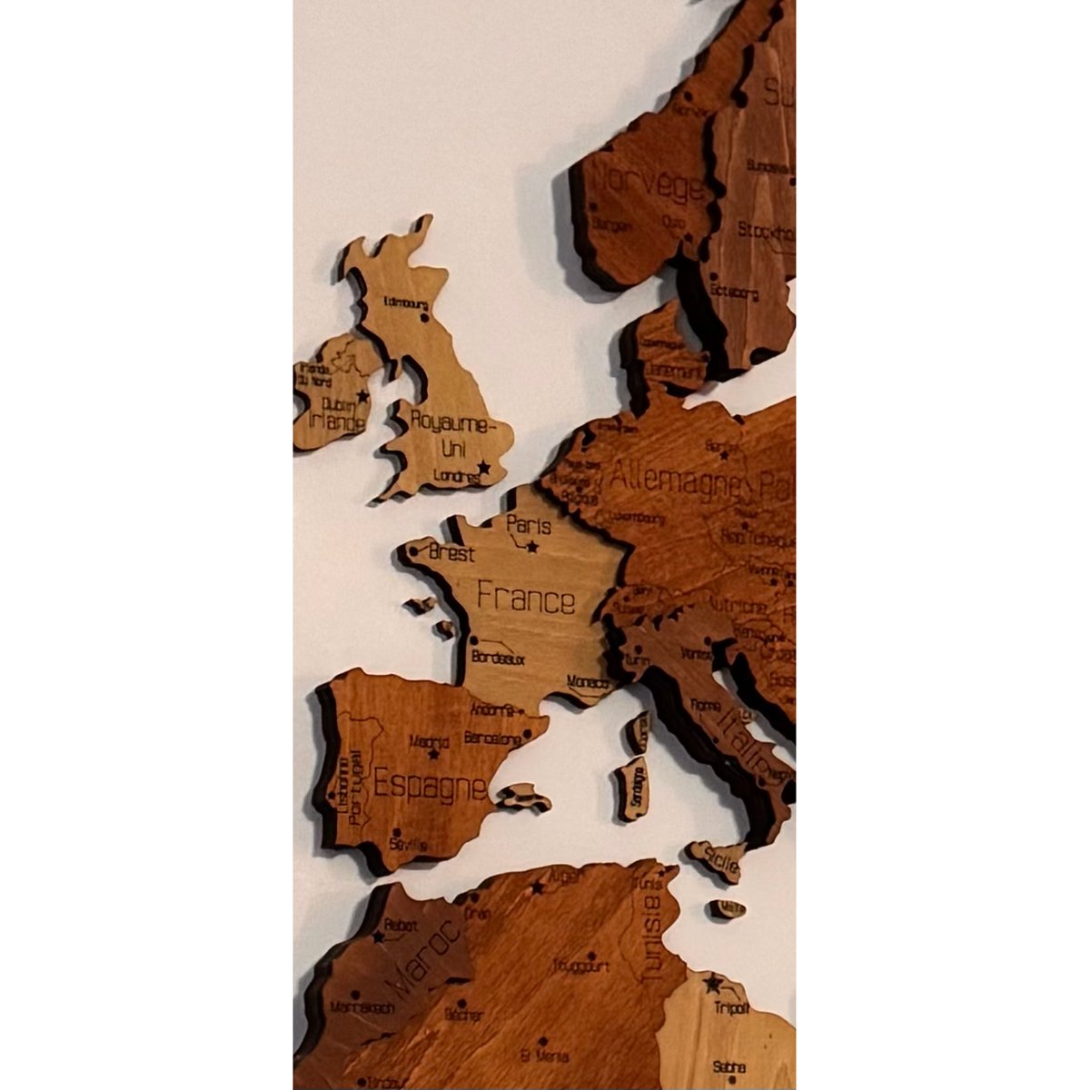 Carte du monde murale 3D en bois – gravure ultra-détaillée, fabrication française