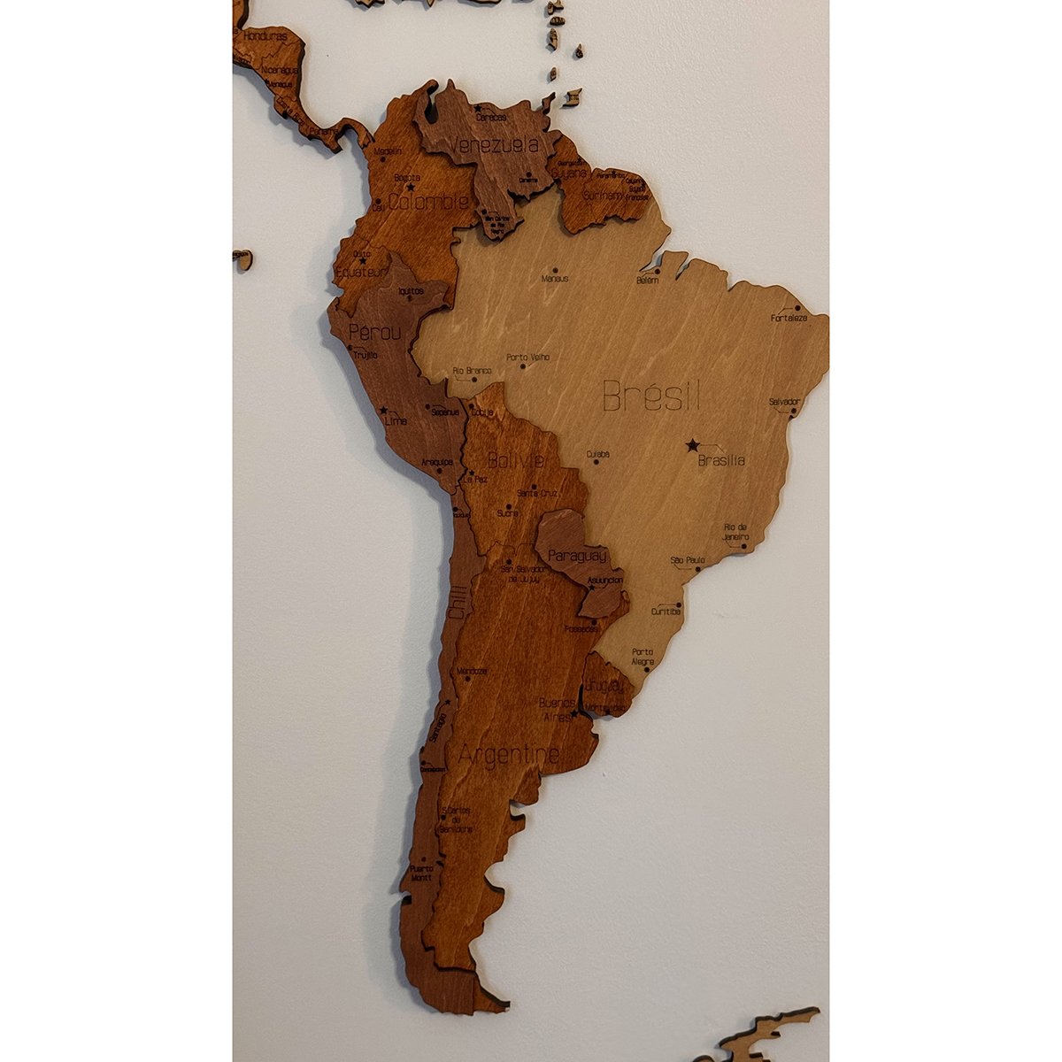 Carte du monde murale 3D en bois – gravure ultra-détaillée, fabrication française