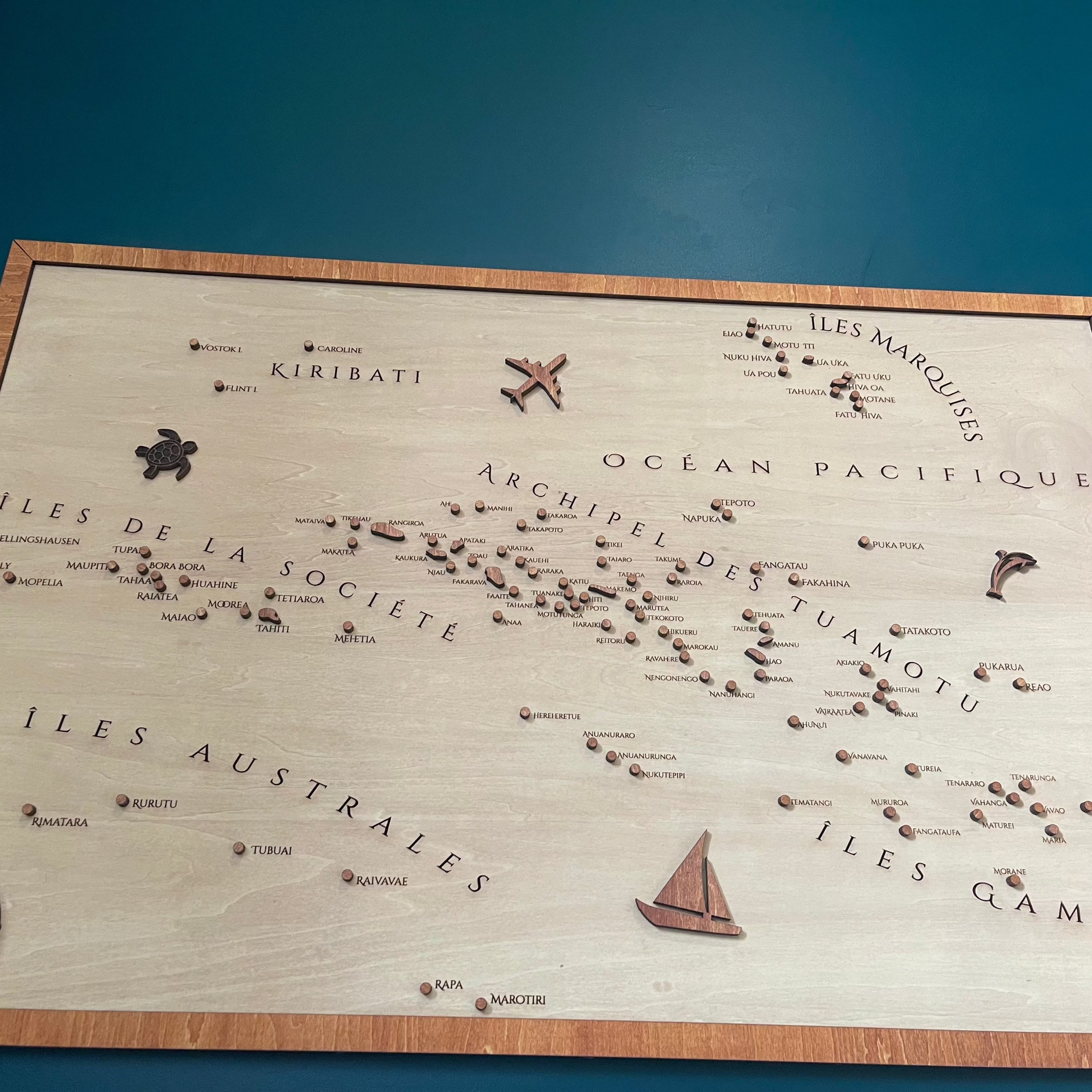 Carte Murale en Bois – Polynésie Française 🇵🇫 : Voyagez depuis chez vous - Wood Work