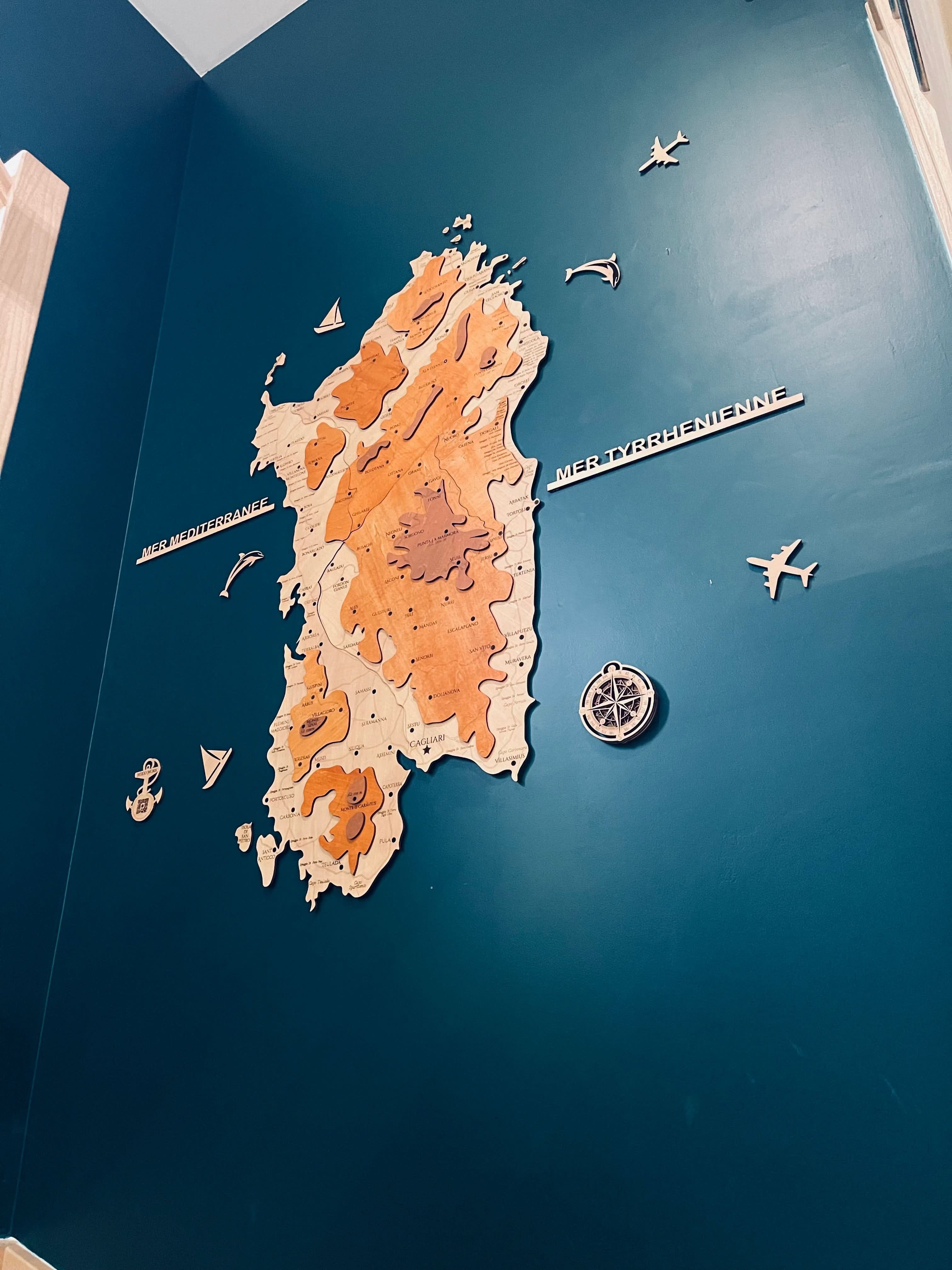 Carte Murale en Bois de la Sardaigne - Wood Work