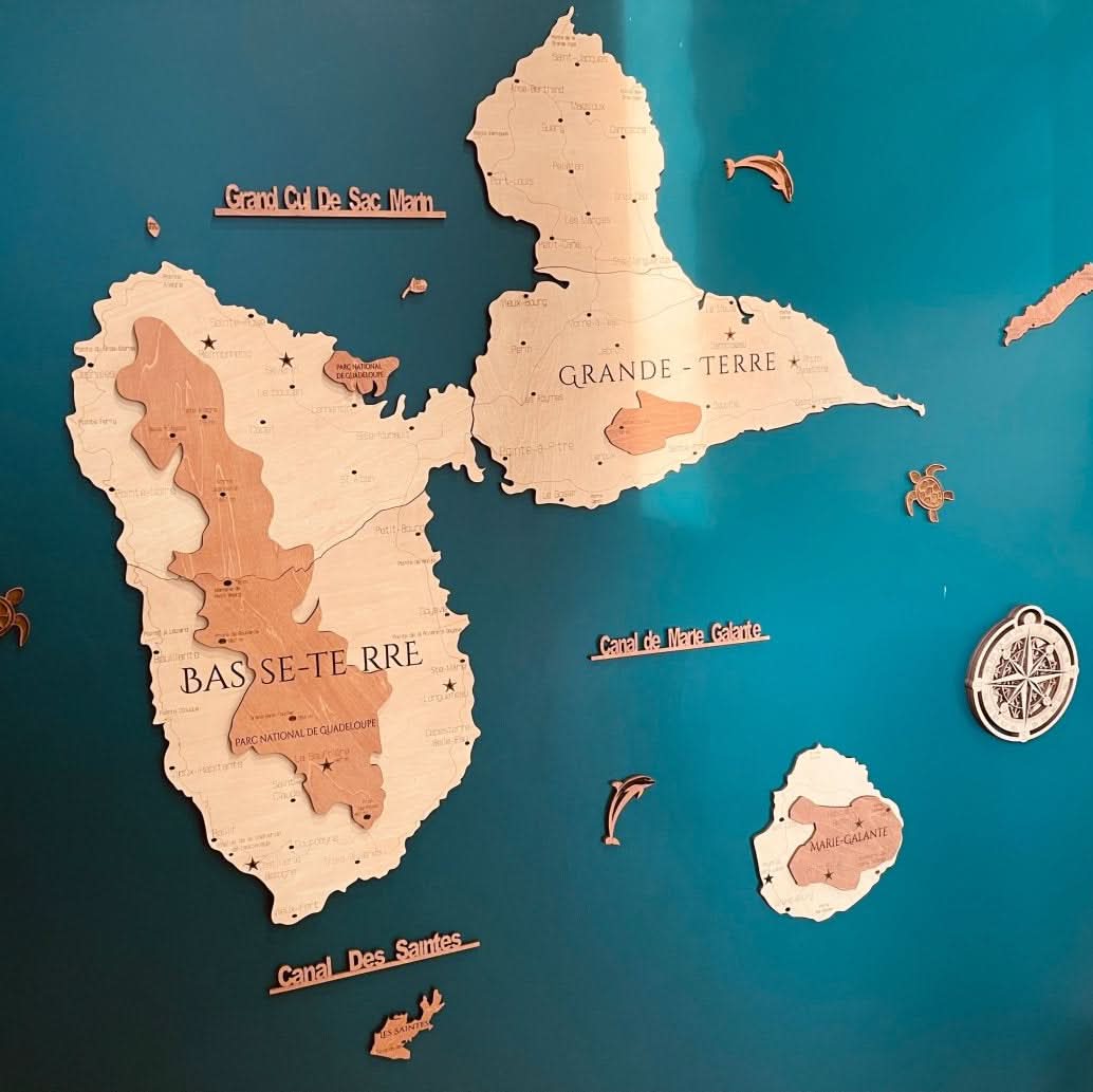 Carte Murale 3D de la Guadeloupe en Bois - Wood Work