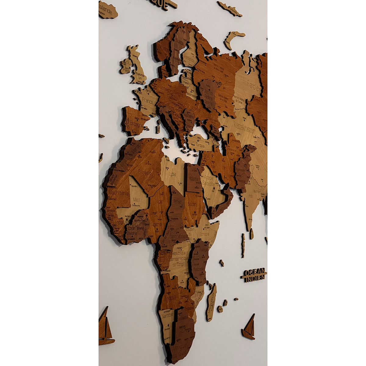 Carte du monde murale 3D en bois – gravure ultra-détaillée, fabrication française