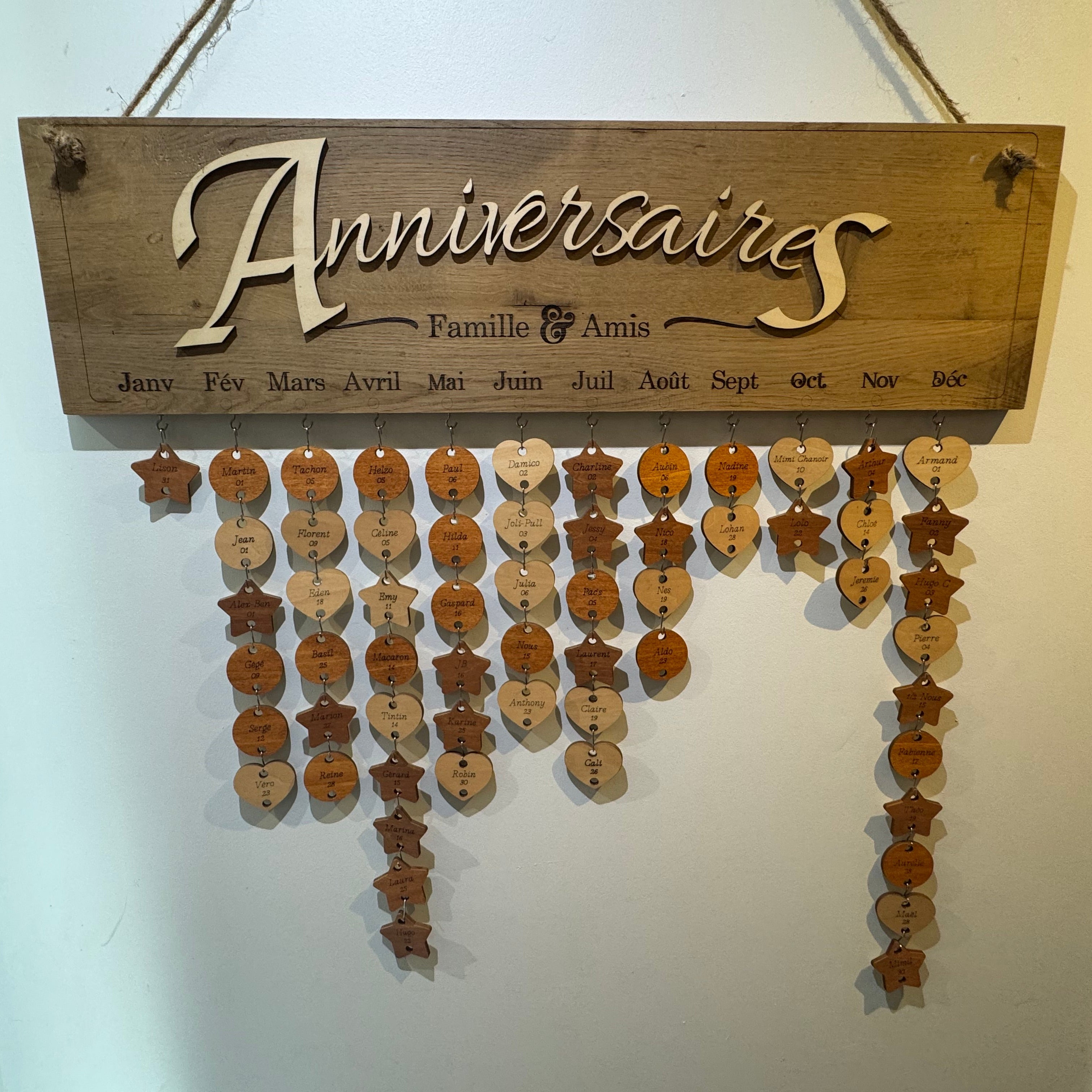 Calendrier anniversaire en chêne massif fabriqué en France