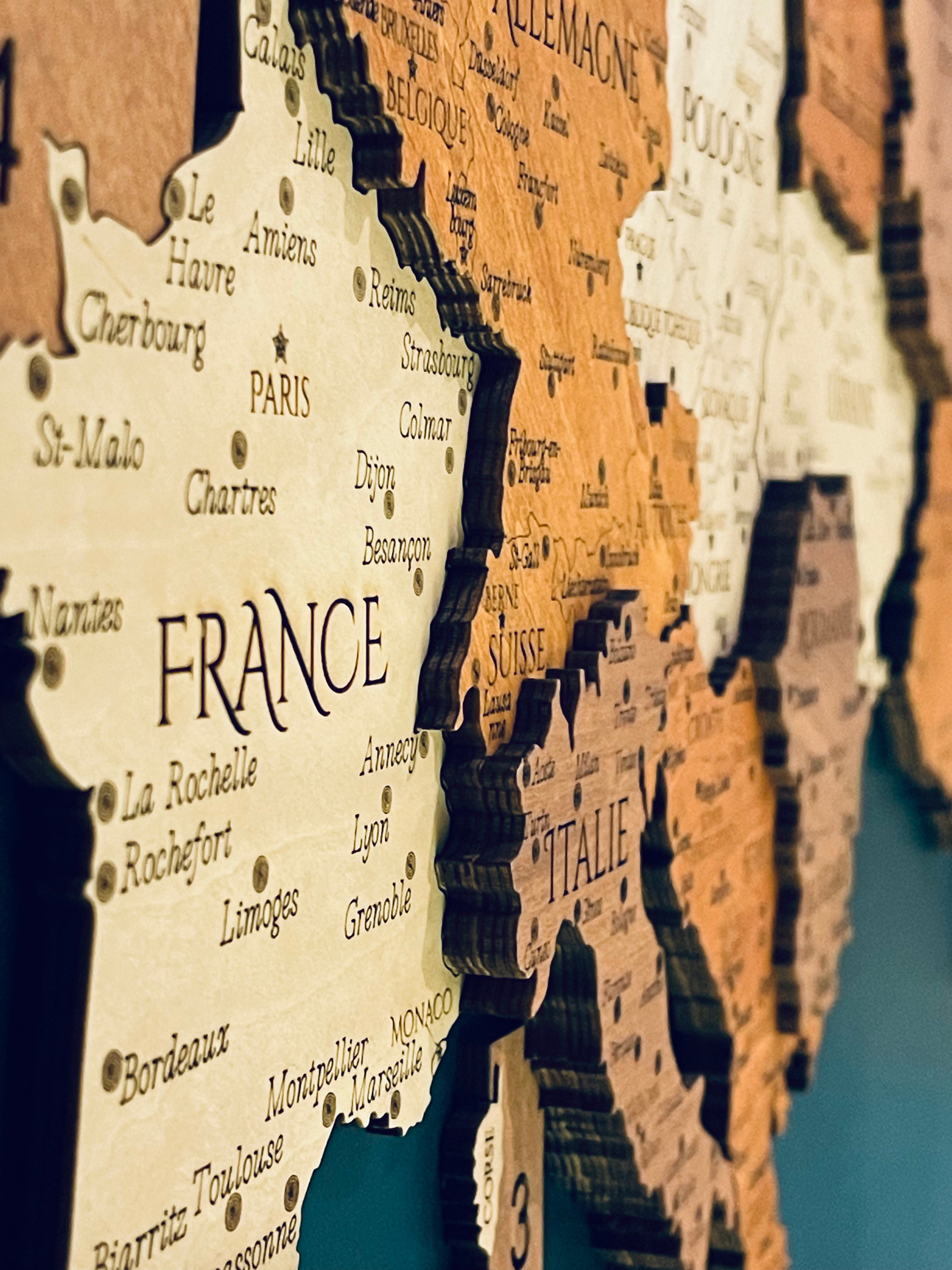 Carte Murale en Bois du Continent Européen