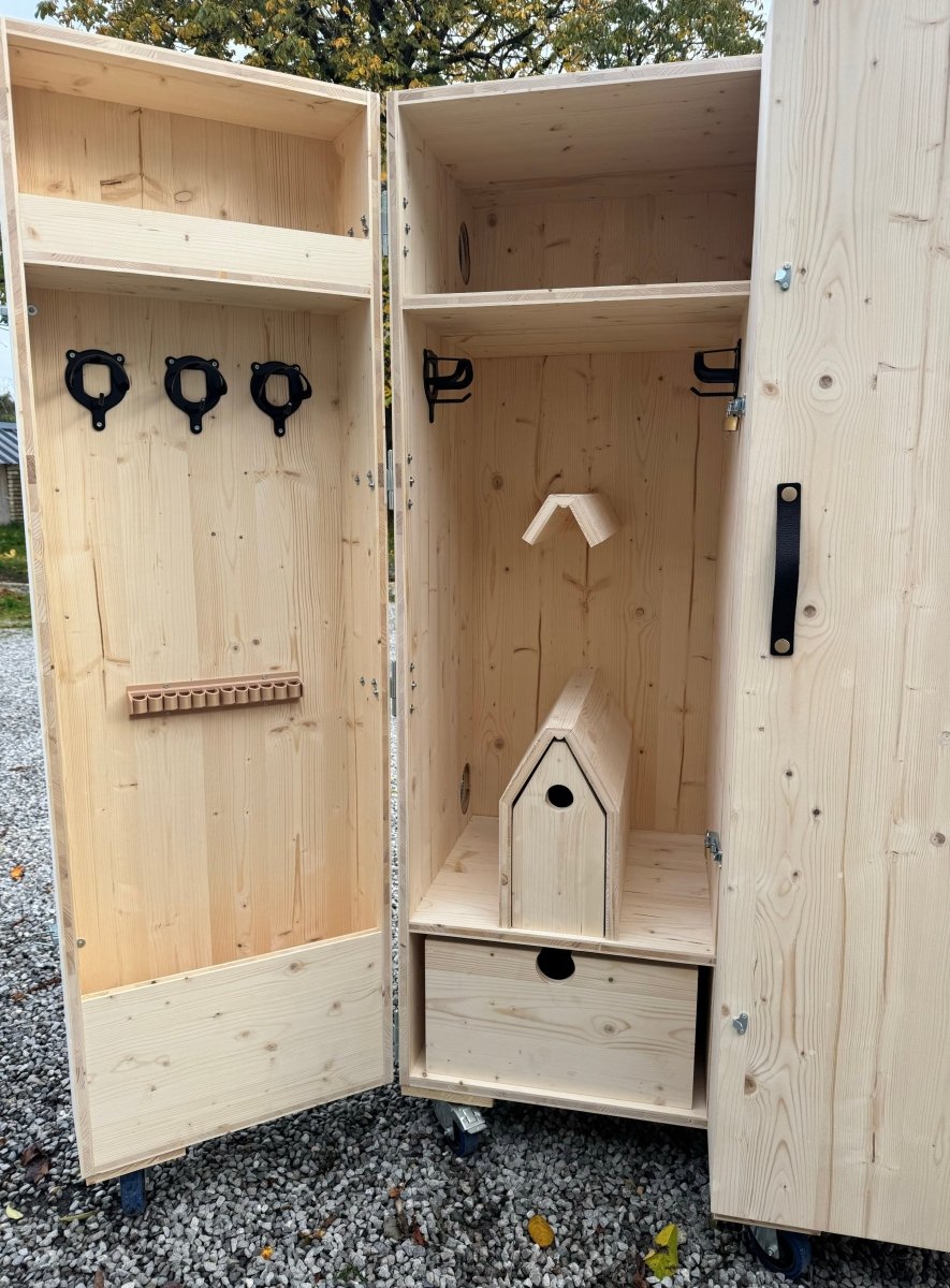 Armoire de sellerie EQUI+ – Fabrication artisanale française haut de gamme - Wood Work