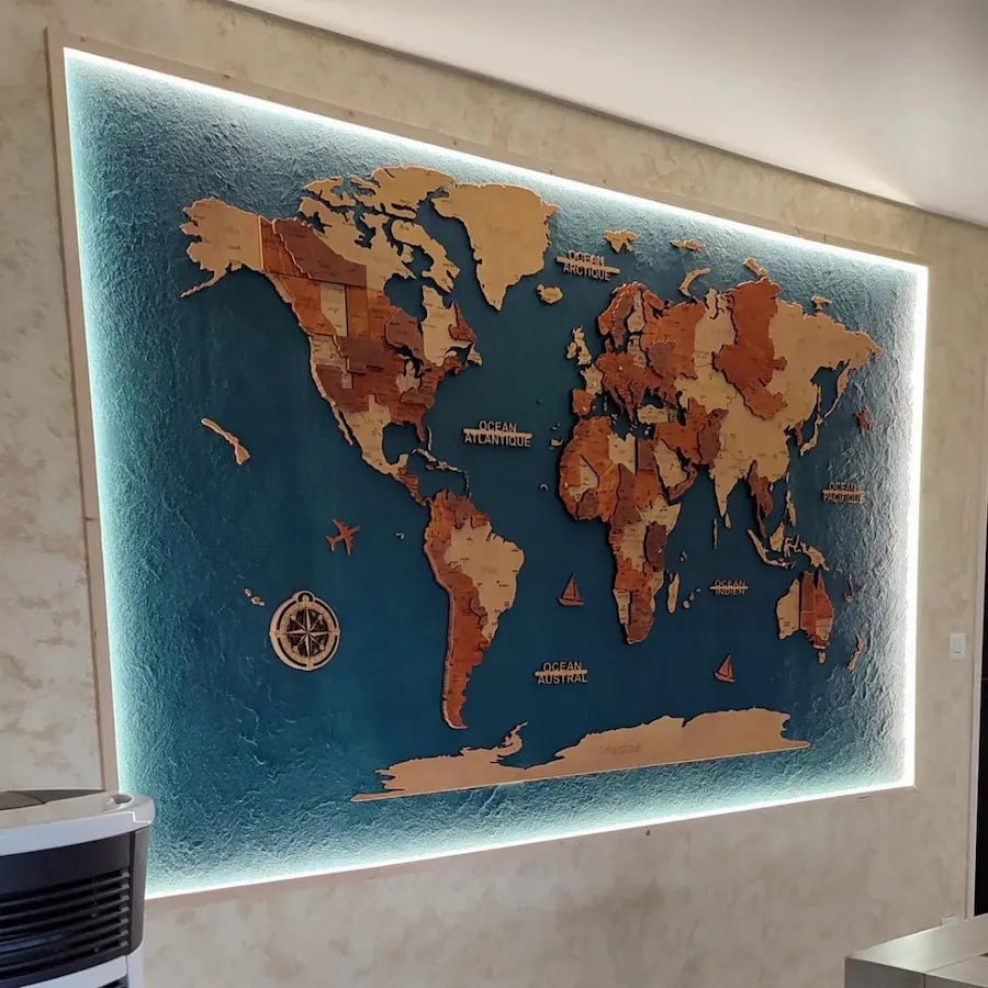 Carte du monde en bois murale
